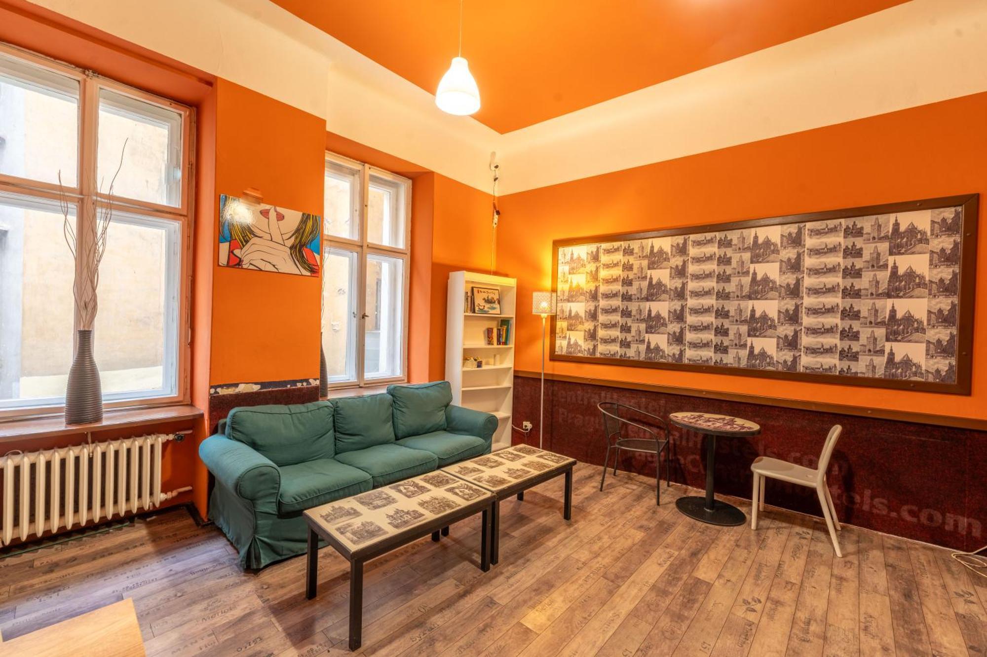 Best Spot Hostel Prague Luaran gambar